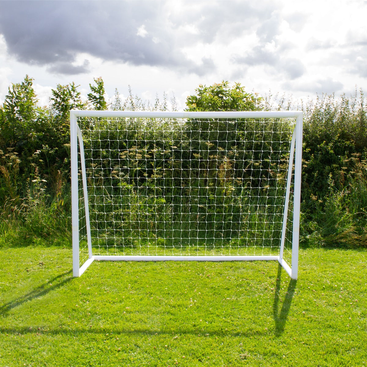 8 x 6ft Football Goal, Carry Case and Target Sheet